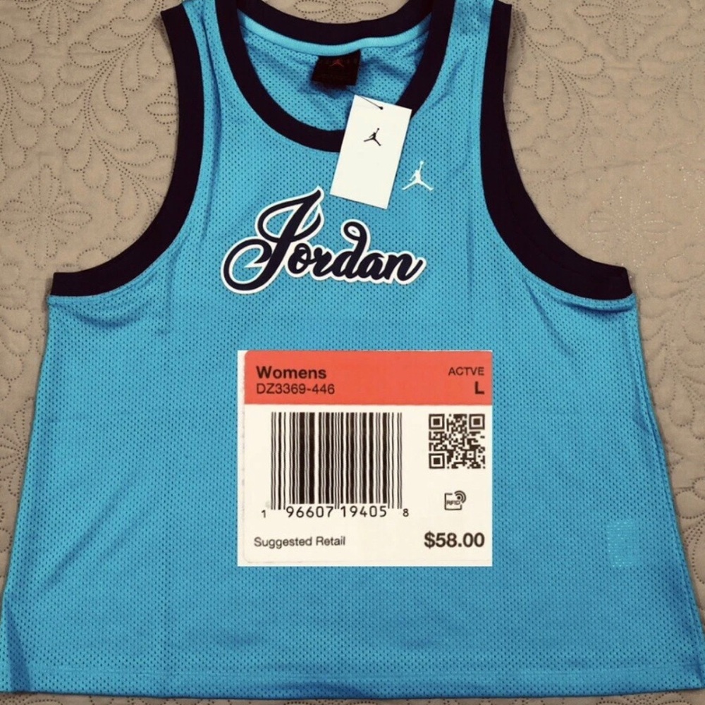 NEW..WOMEN LARGE JORDAN JERSEY 23 TANK TOP